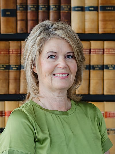 Judith Riddle, Reception at Carlile Dowling