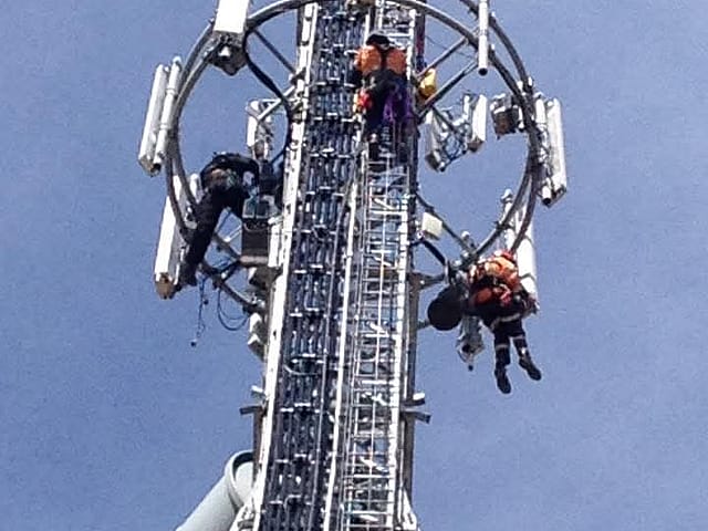 NDT inspection work on a telecommunications structure